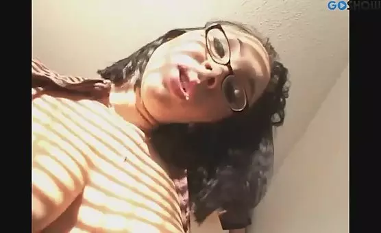 Nerdy Girl Stimulates Her Clit and Sucks His Cock, Gets Fucked by Horny Boyfriend